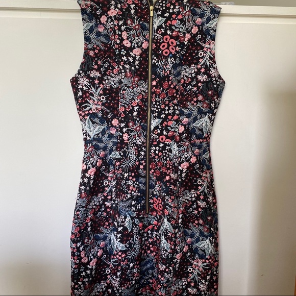 H&M Floral Patterned Midi Dress Size 4 - Picture 2 of 4